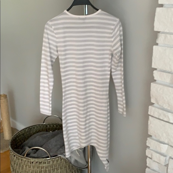 Hurley long sleeve light fabric dress - Picture 5 of 5